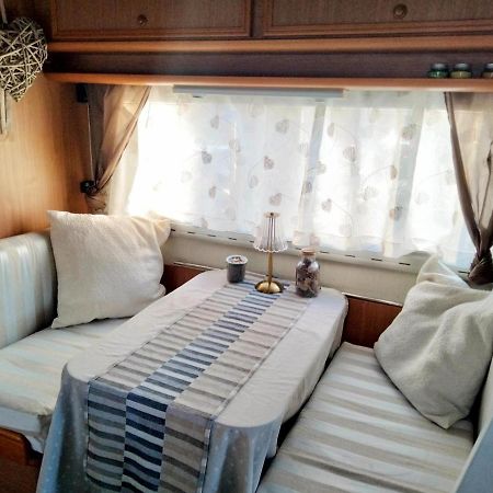 Love In The Camper ฟลอเรนซ์ ภายนอก รูปภาพ