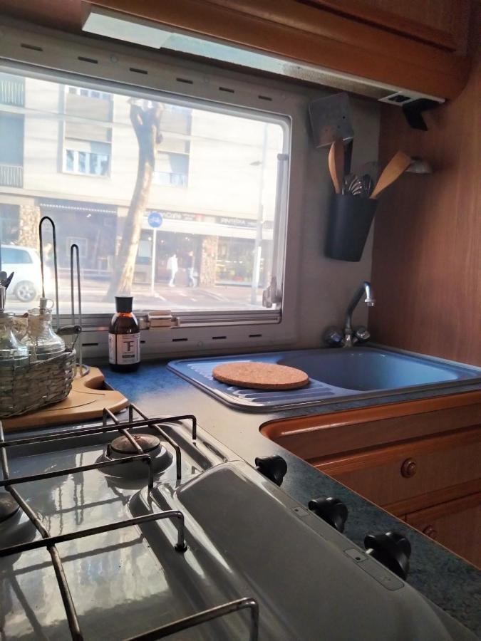 Love In The Camper ฟลอเรนซ์ ภายนอก รูปภาพ